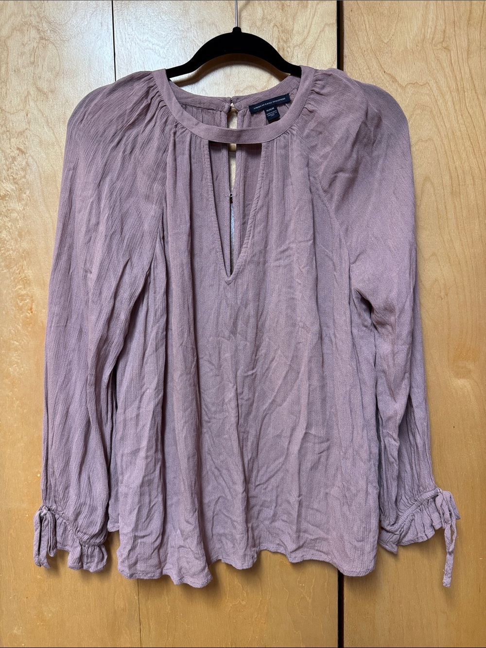 American Eagle peasant blouse